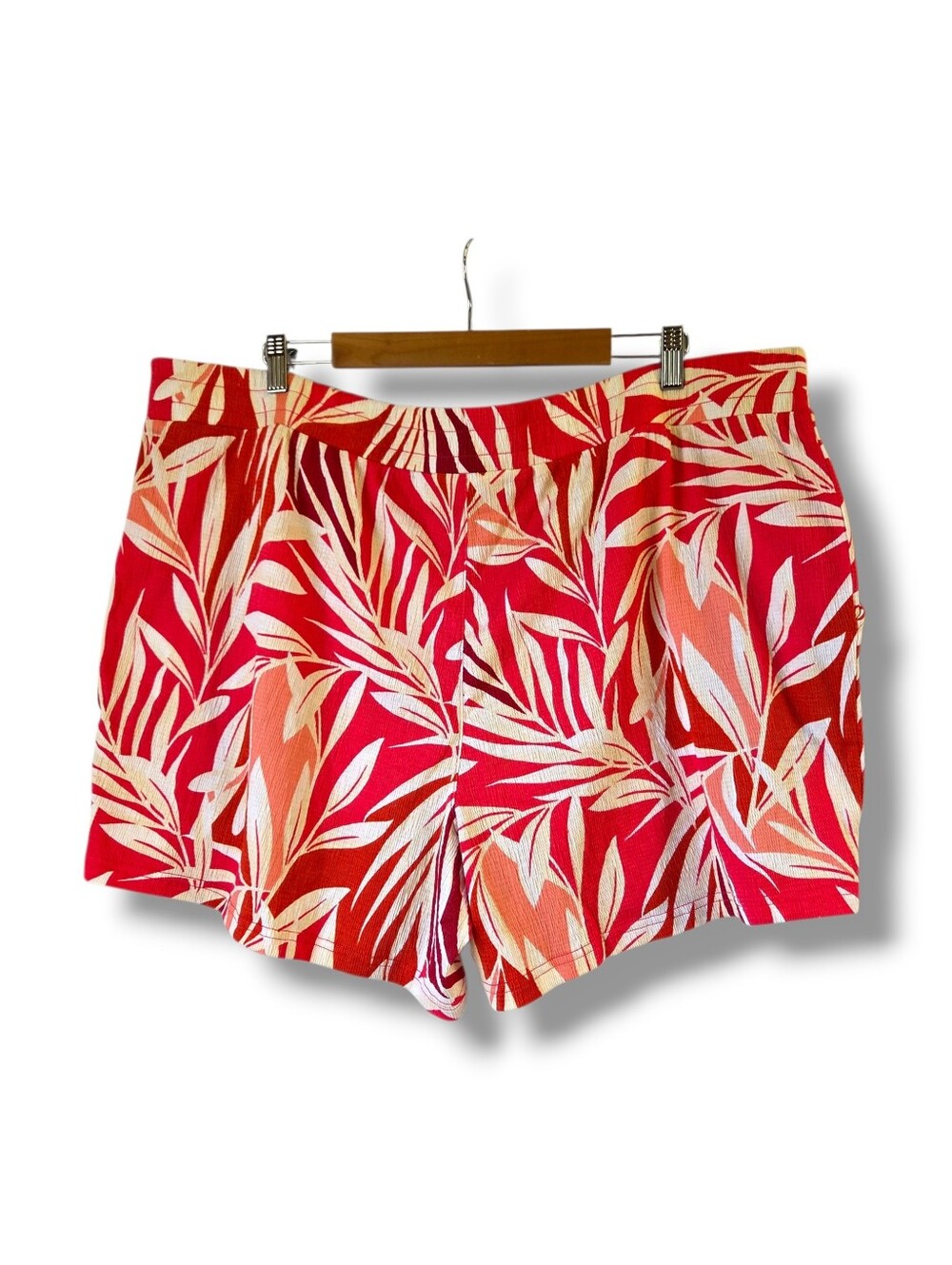 Belle by Kim Gravel Red and Cream Tropical Light-weight Crepe Textured Shorts 2X